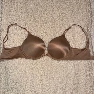 Victoria’s Secret 32 C Bombshell Add-2-Cups Strap Push-Up Bra